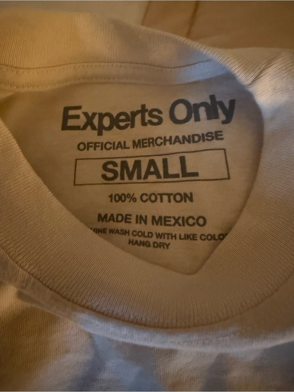 Experts Only tshirt - Picture 3 of 3